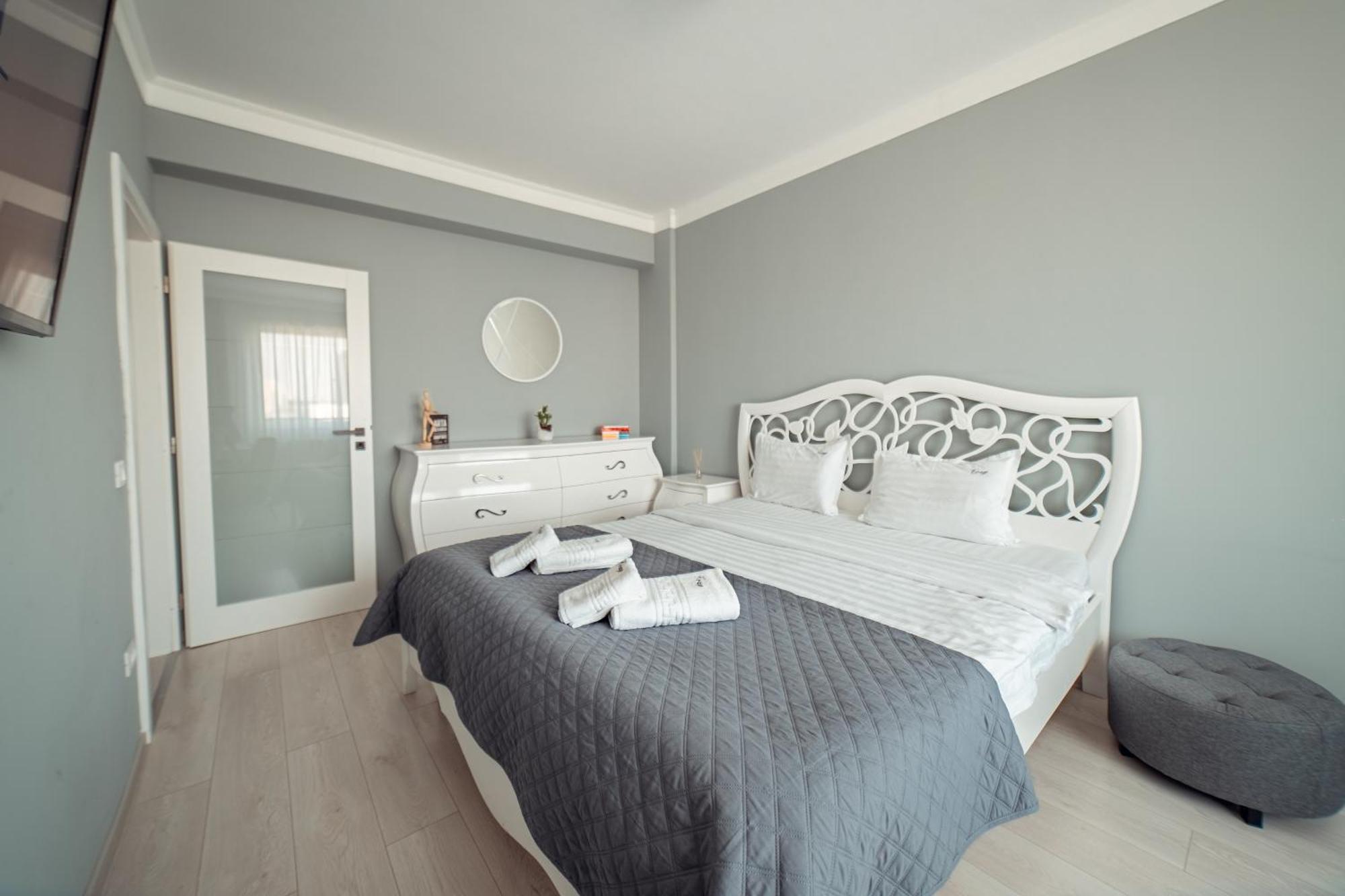 Cozy Apartments At Q Residence - Palas Mall Яссы Экстерьер фото